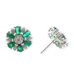 925 Sterling Silver Pendant Set with Beautiful Flower Shape And Design with Green and White Stones